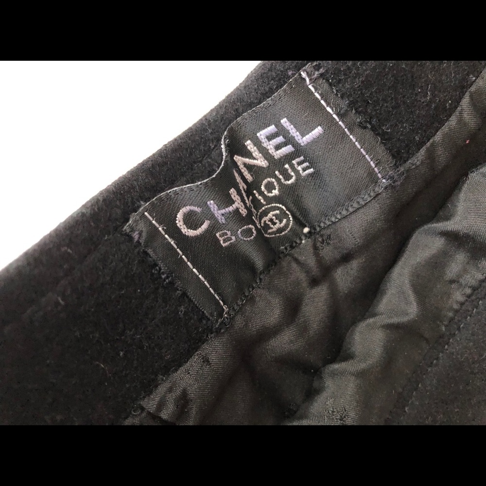 Vintage Chanel Pencil Skirt-Size 6- $100